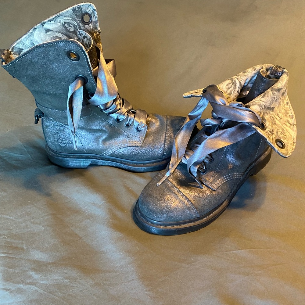 Doc marten Aimilie combat boots